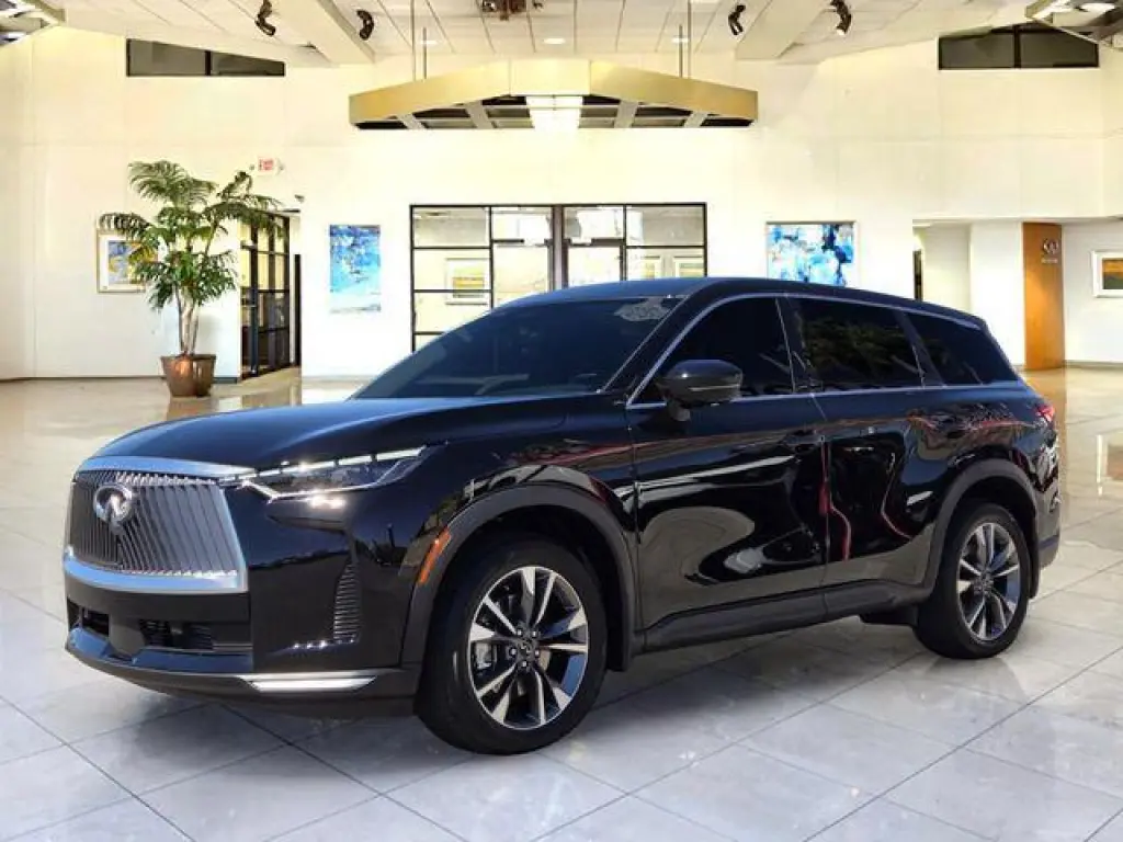 INFINITI QX60 2026 AWD Pure 4 puertas SUV
