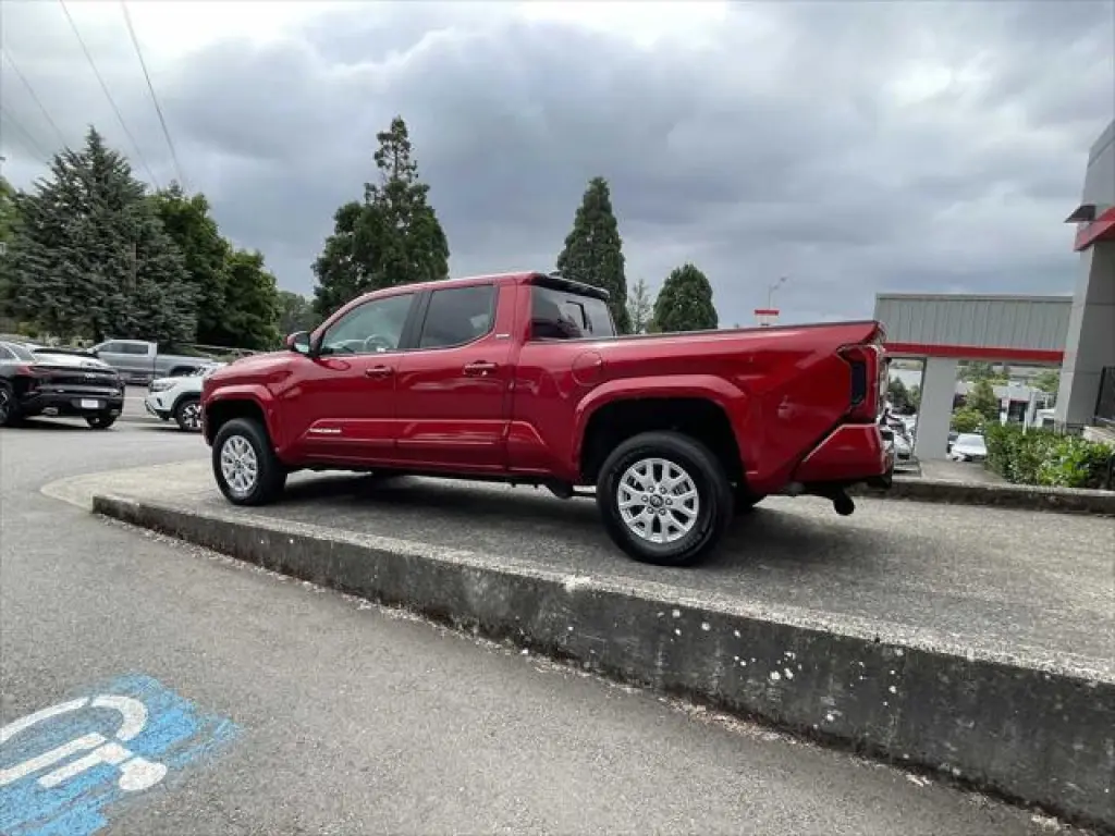 Toyota Tacoma 2025 4x4 SR5 4 puertas Doble Cabina 5.0 pies SB