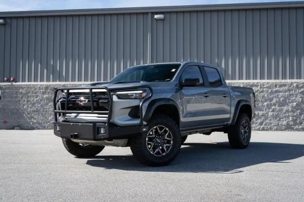 Chevrolet Colorado 2024 4x4 ZR2 4 puertas Crew Cab 5 pies. SB