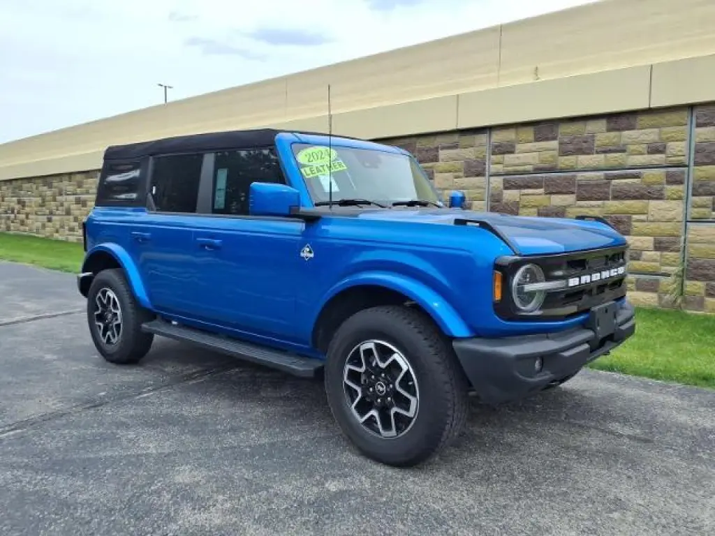 Ford Bronco 2024 4x4 Outer Banks 4 puertas SUV