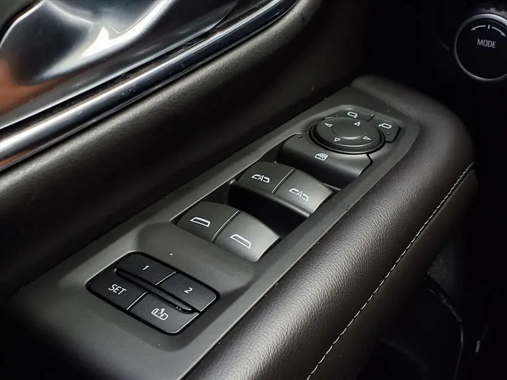 Chevrolet Suburban 2022 4x4 LT 4 puertas SUV