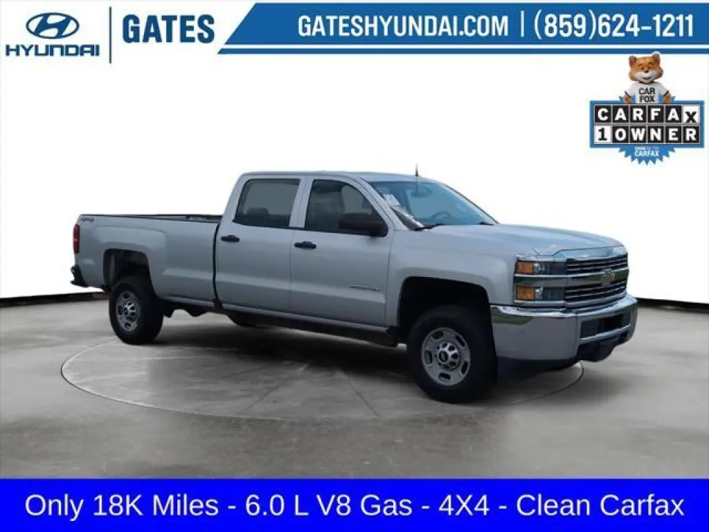 Chevrolet Silverado 2500HD 2017 4x4 Camioneta de Trabajo 4 puertas Cabina Crew SB