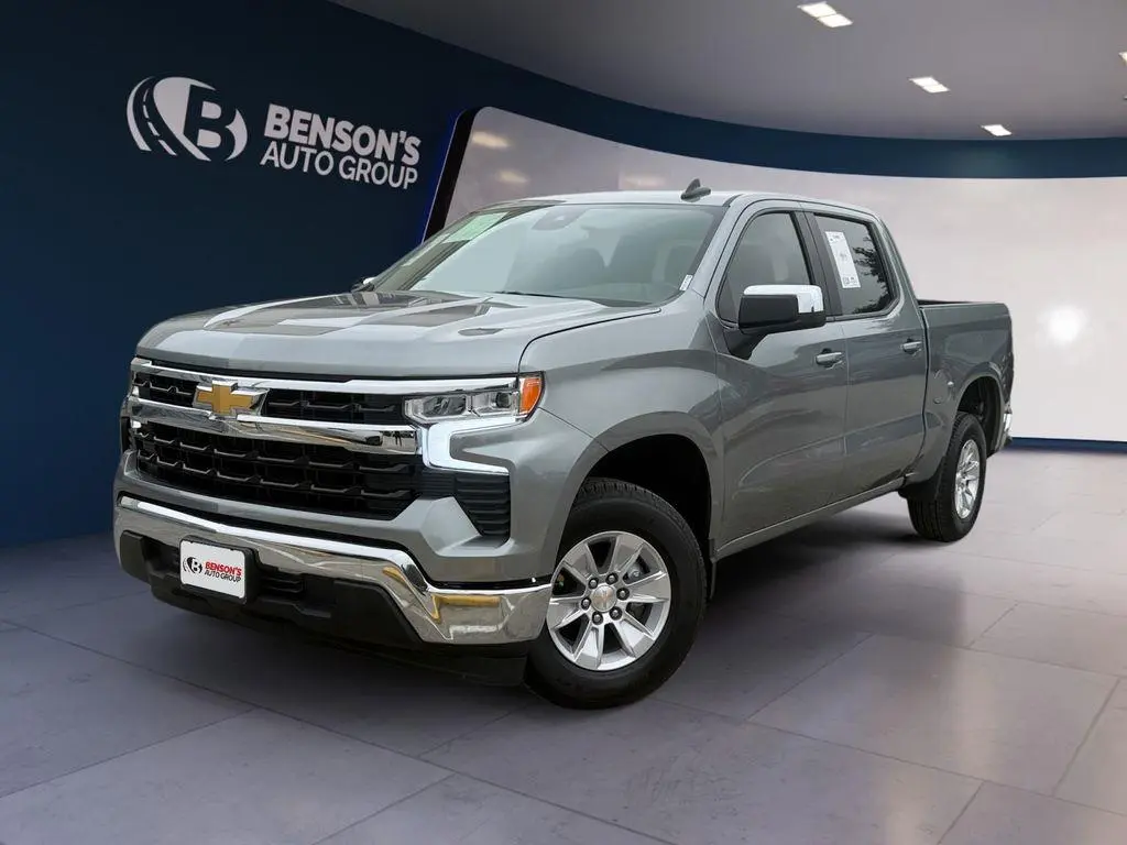 Chevrolet Silverado 1500 2026 4x2 LT 4 puertas Cabina Crew 6.6 pies. SB