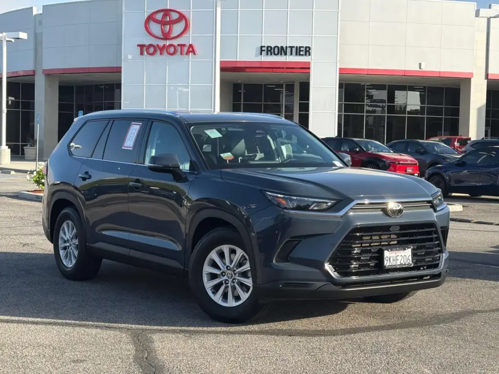 Toyota Grand Highlander 2024 XLE 4 puertas SUV