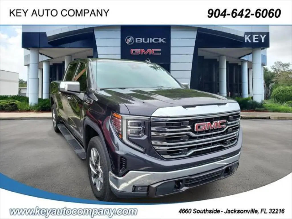 GMC Sierra 1500 2023 4x4 SLT Cabina Crew 4 puertas 5.8 pies. Caja corta