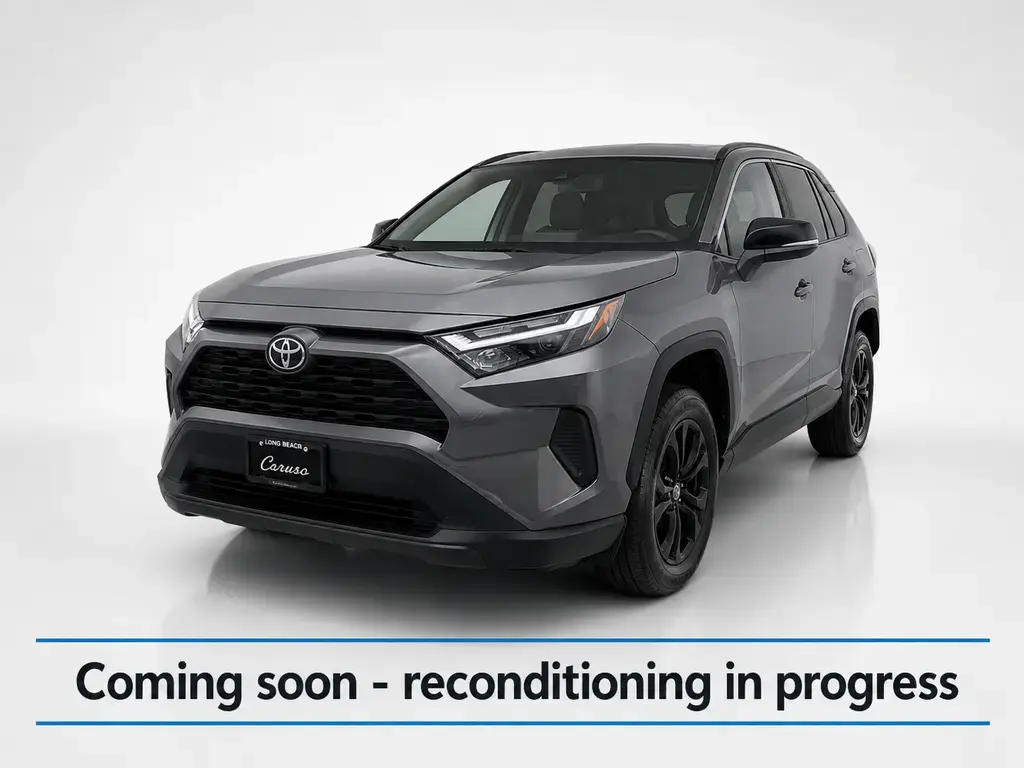 Toyota RAV4 2024 LE 4 puertas SUV