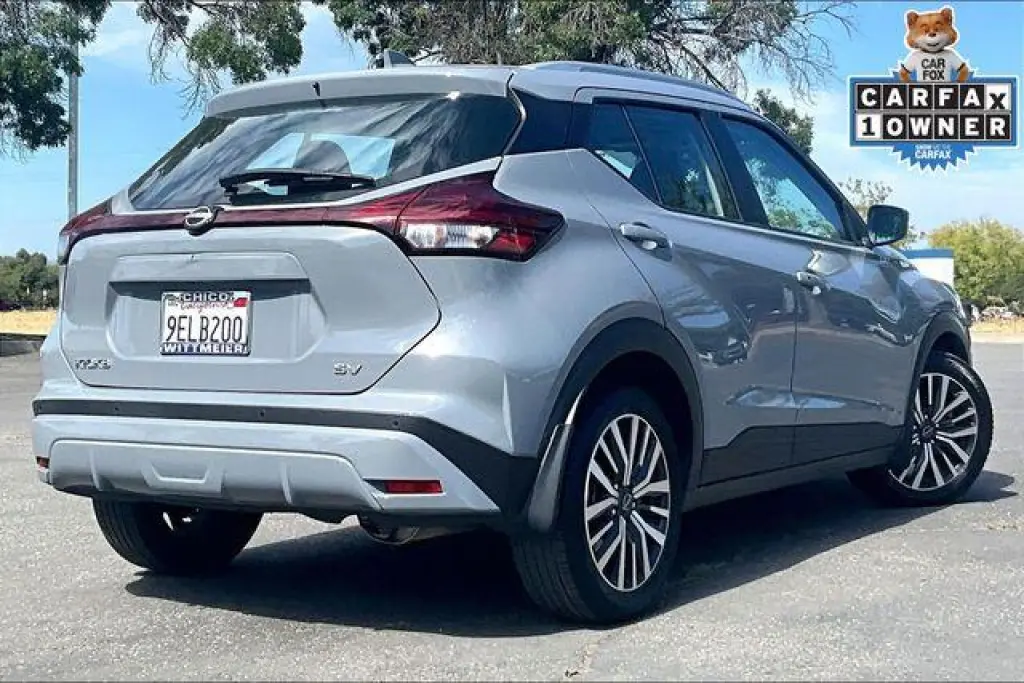 Nissan Kicks 2023 SV 4 puertas Crossover