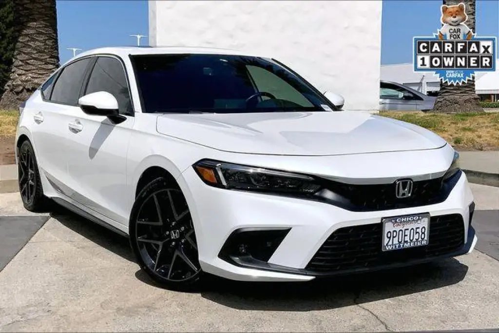 Honda Civic 2024 Sport Touring 4 puertas Hatchback CVT
