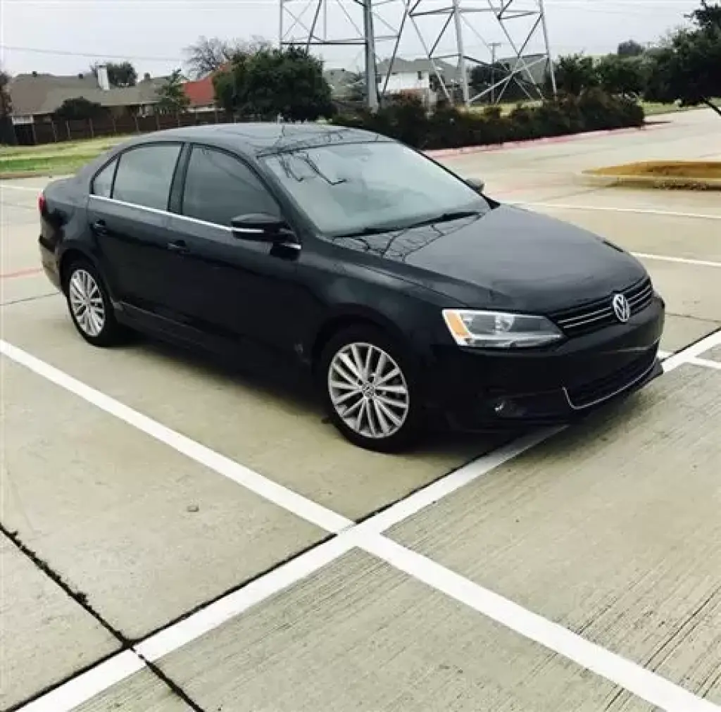 2011 VOLKSWAGEN JETTA SEL