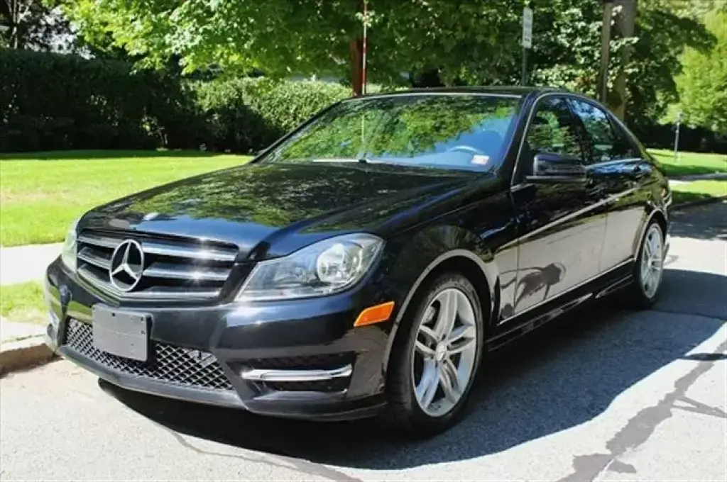2014 MERCEDES BENZ C300 SEDAN