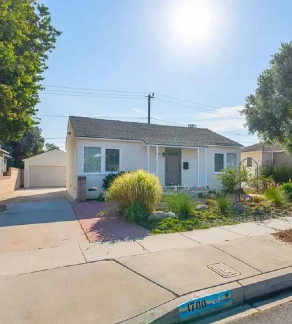 3Bed 2Bath Home in Wilshire Blvd