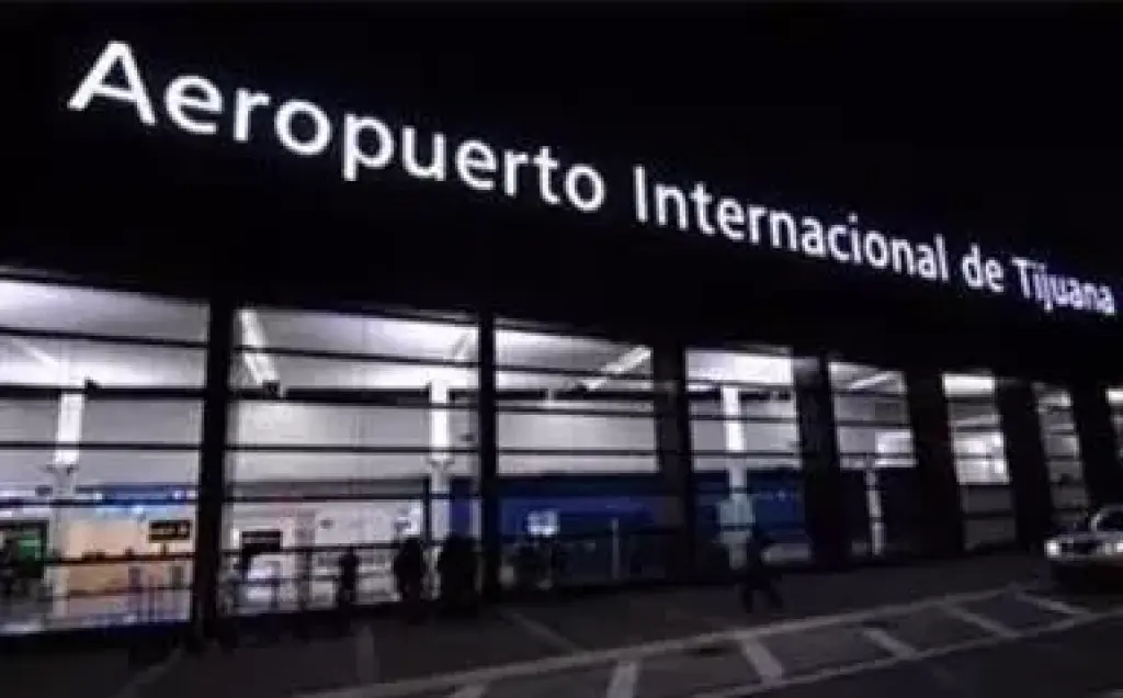 Raiteros a Tijuana en vans🇲🇽