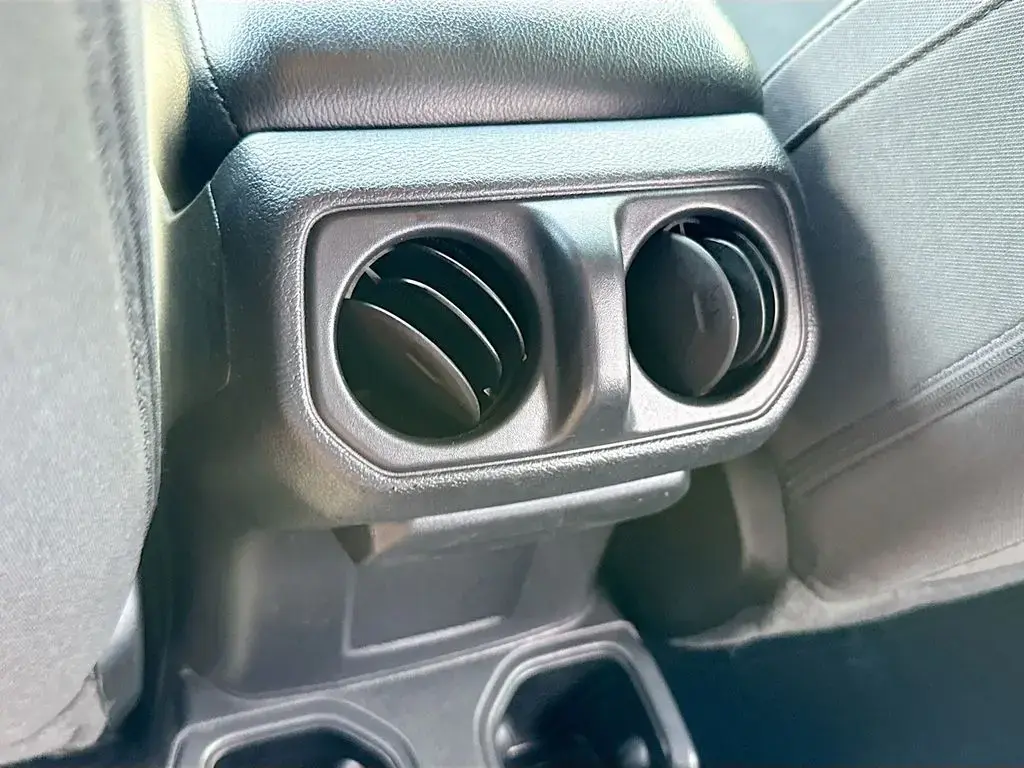 Jeep Wrangler Unlimited 2022 4x4 Sport 4 puertas SUV