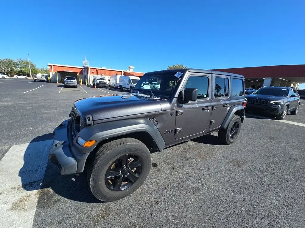Jeep Wrangler Unlimited 2022 4x4 Sport 4 puertas SUV