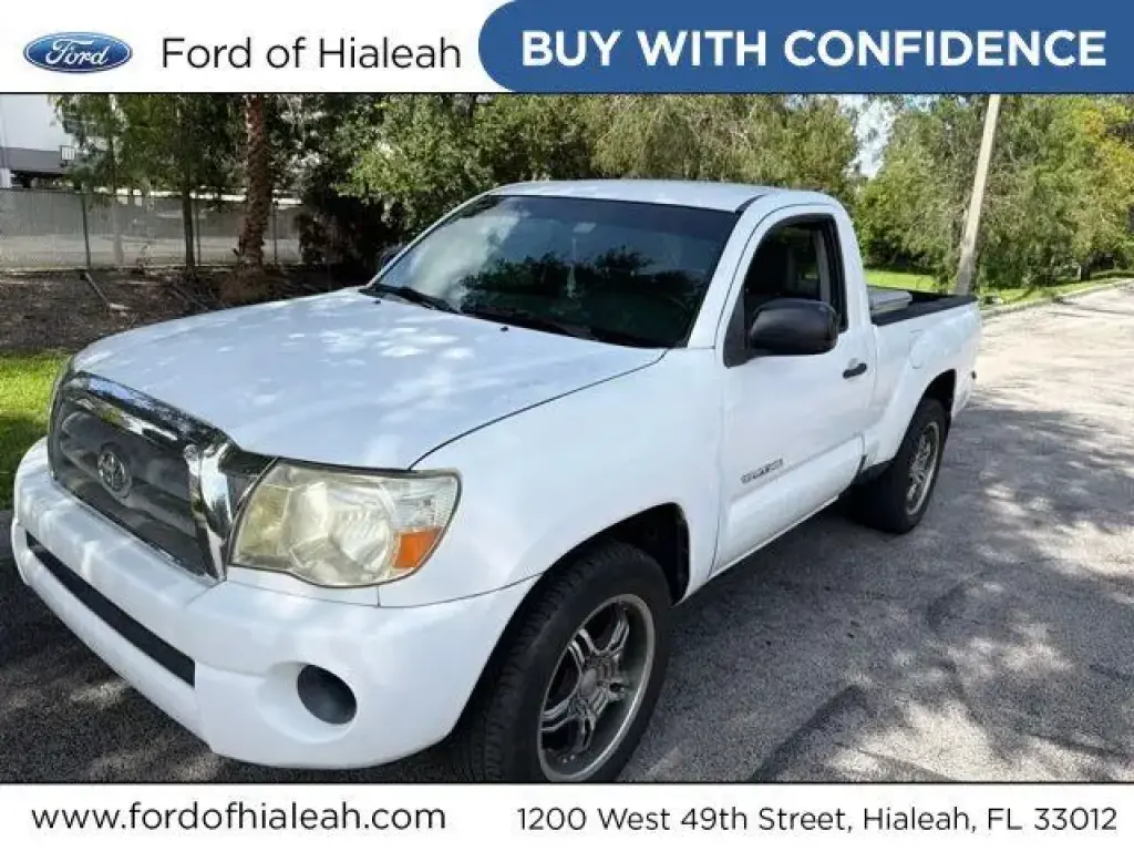 Toyota Tacoma 2007 Cabina Regular 2 puertas, 6.1 pies SB (2.7L I4 5M)
