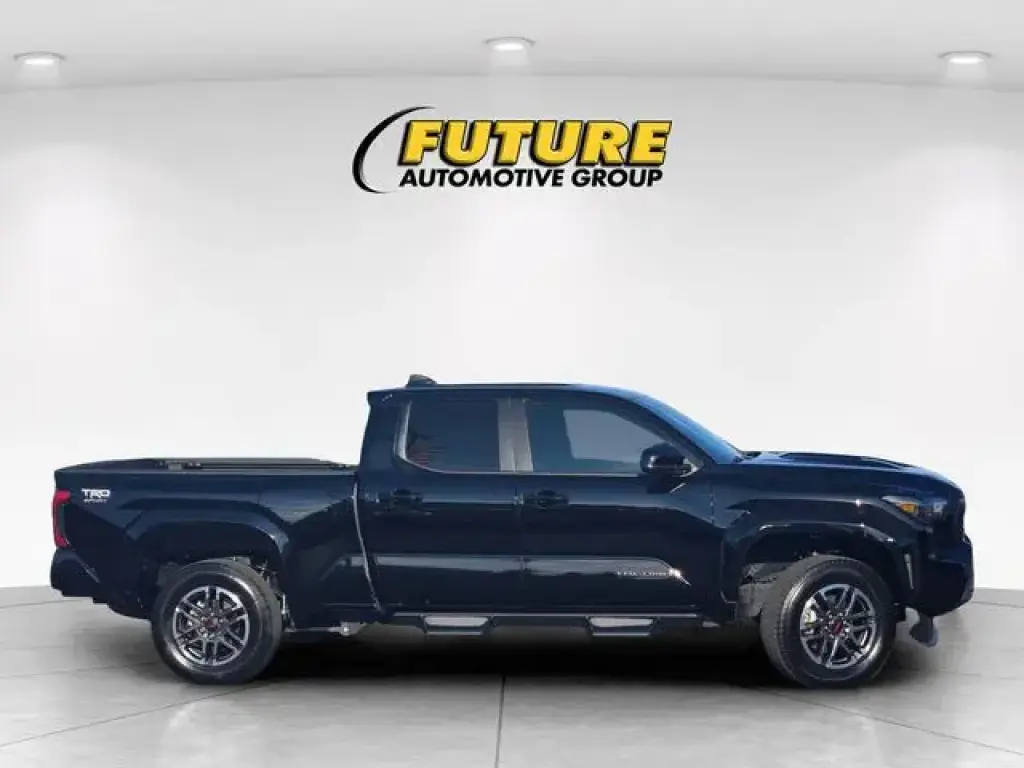 Toyota Tacoma 2024 4x4 TRD Sport 4 puertas Doble Cabina 6.1 ft LB