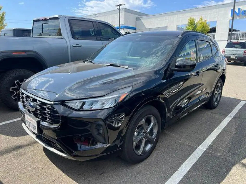 Ford Escape Híbrido 2023 AWD ST-Line Select 4 puertas SUV