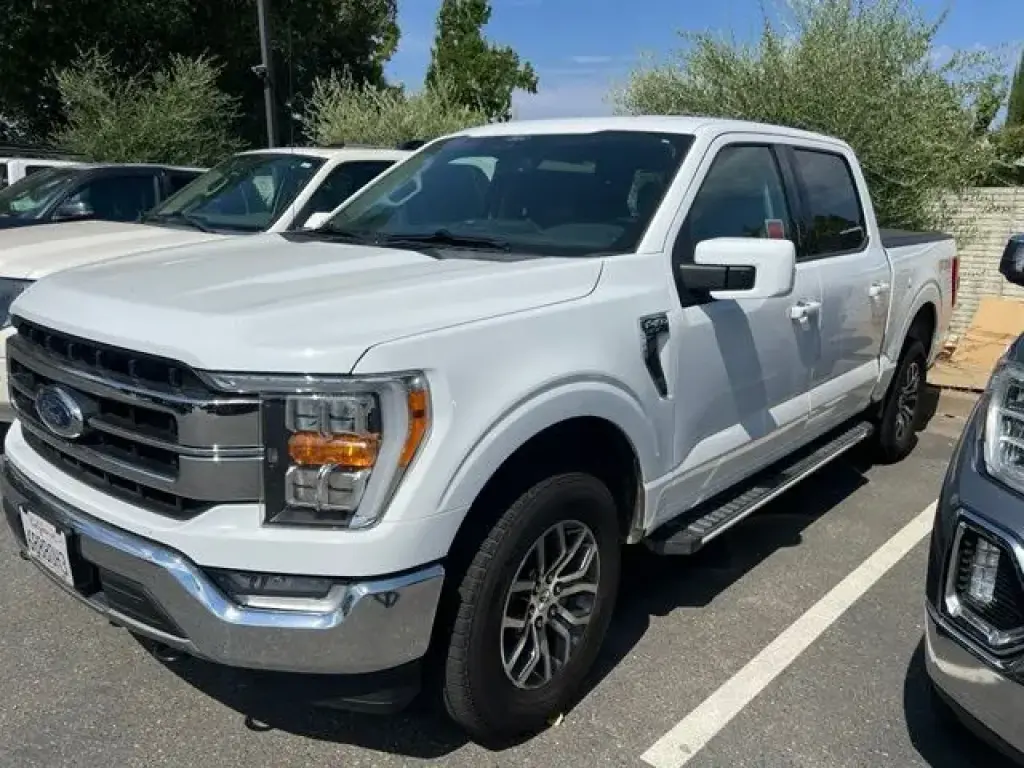 Ford F-150 2021 4x4 Lariat 4 puertas SuperCrew 5.5 pies SB