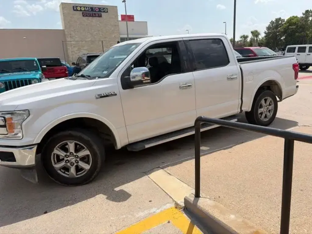 Ford F-150 2019 4x2 XL 4 puertas SuperCrew 5.5 pies caja corta