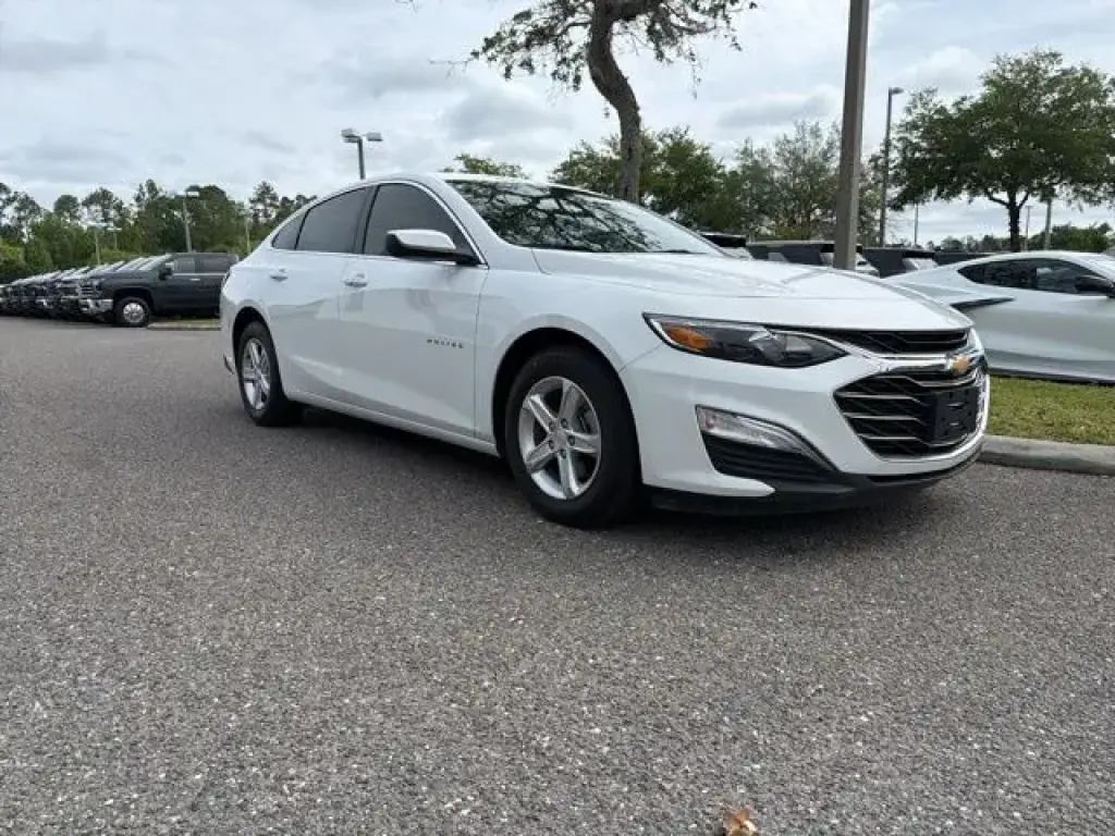Chevrolet Malibu 2024 LS 4 puertas Sedan
