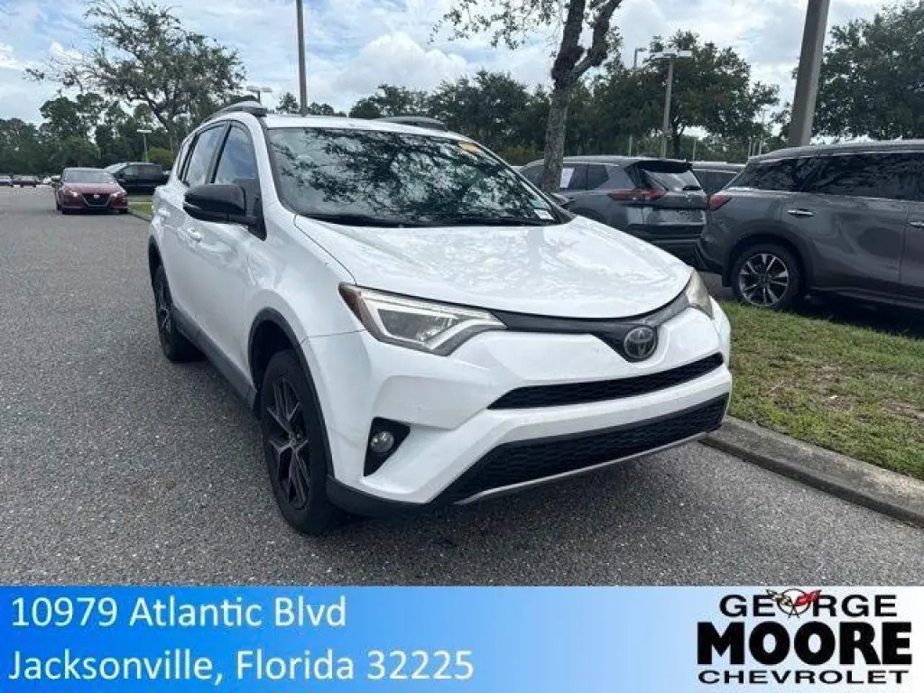 Toyota RAV4 2017 AWD SE 4 puertas SUV