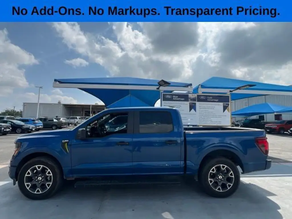 Ford F-150 2025 4x2 STX 4 puertas SuperCrew 5.5 pies. Caja corta