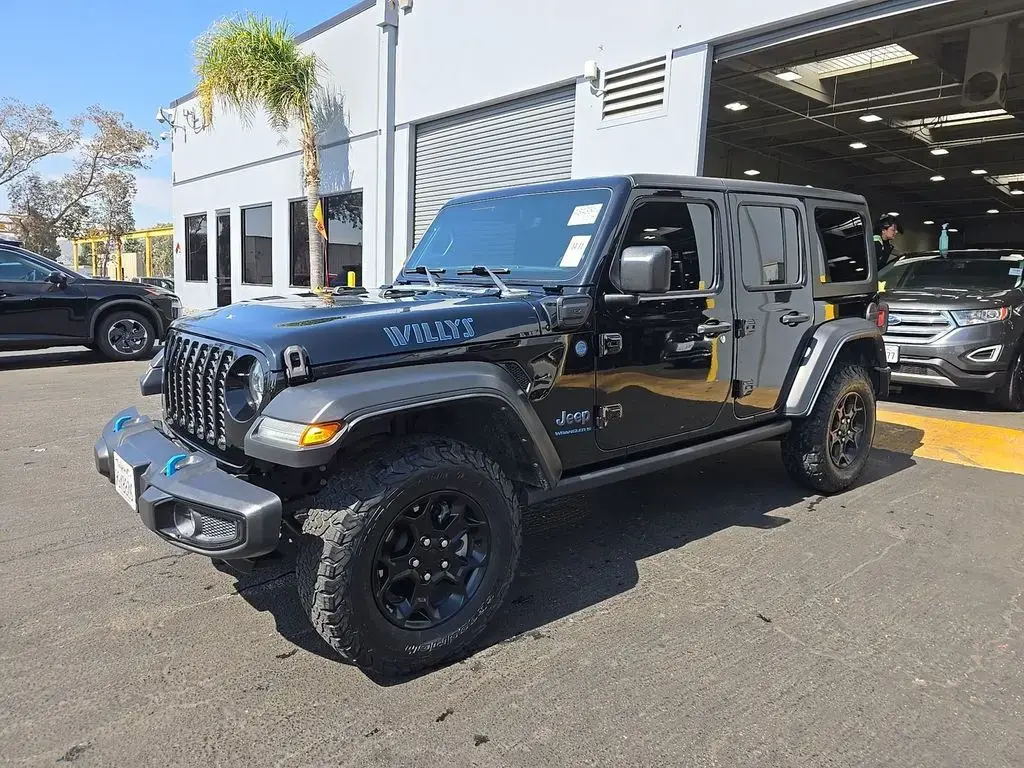 Jeep Wrangler 2023 4x4 Willys 4xe 4 puertas SUV