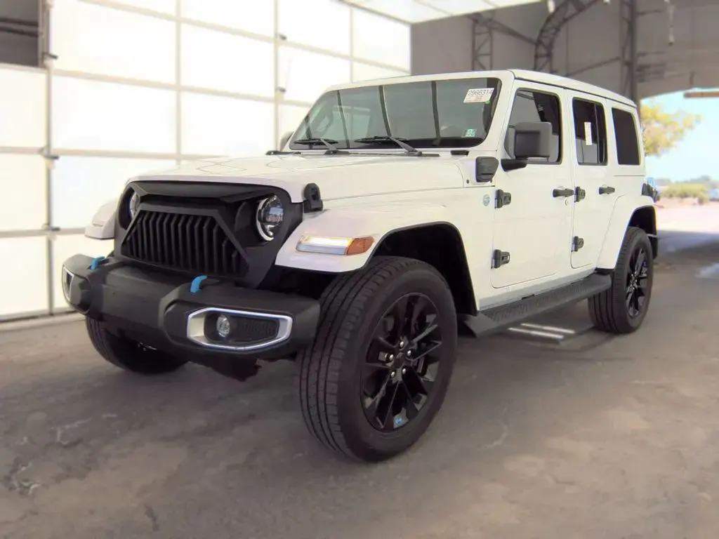 Jeep Wrangler 2023 4x4 Sahara 4xe 4 puertas SUV