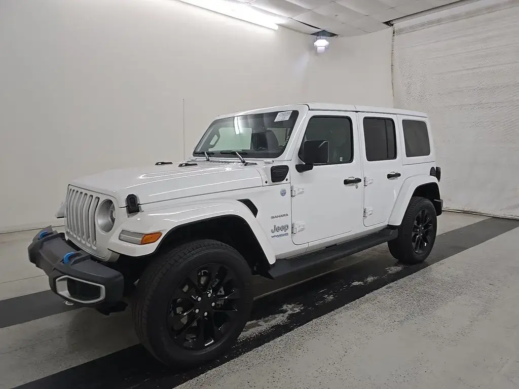 Jeep Wrangler Unlimited 2022 4x4 Sahara 4xe 4 puertas SUV
