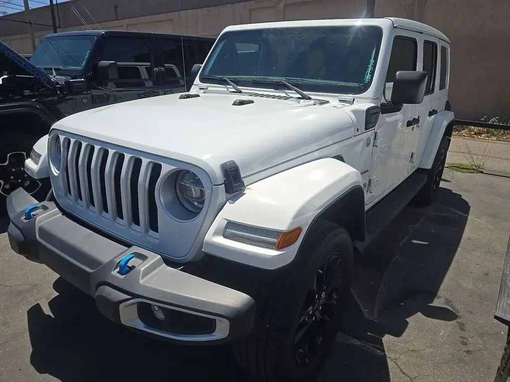 Jeep Wrangler Unlimited 2022 4x4 High Altitude 4xe 4dr SUV