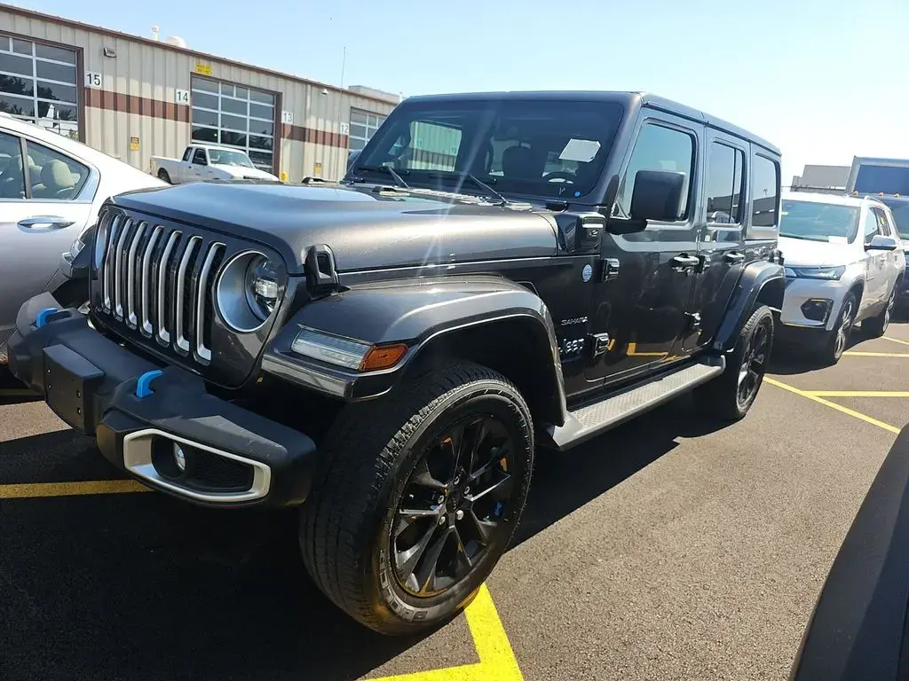 Jeep Wrangler 2023 4x4 High Altitude 4xe 4 puertas SUV