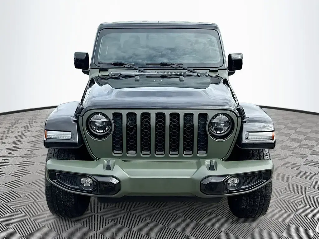 Jeep Gladiator 2021 4x4 Overland 4 puertas Crew Cab 5.0 pies. SB