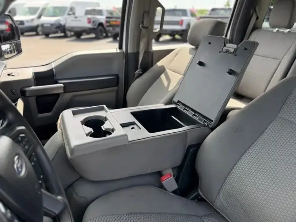 Ford F-250 Super Duty 2019 4x4 XLT Cabina doble 4 puertas 6.8 pies caja corta Pickup