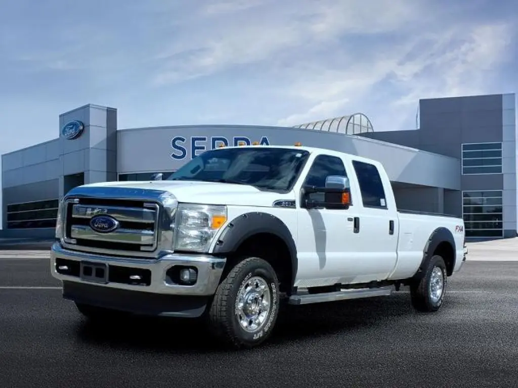 Ford F-250 Super Duty 2016 4x4 XLT Cabina Doble 4 puertas 6.8 pies. Pickup