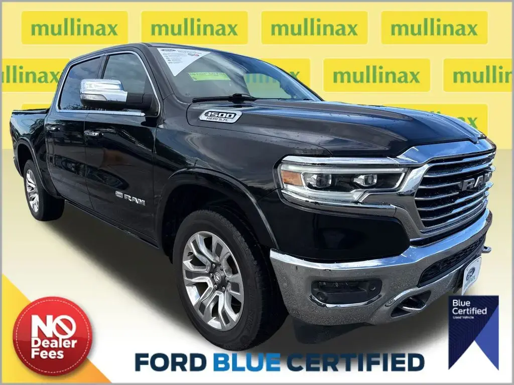 Ram 1500 2019 4x4 Laramie Longhorn 4 puertas Cabina Crew 5.6 pies. Caja corta Pickup