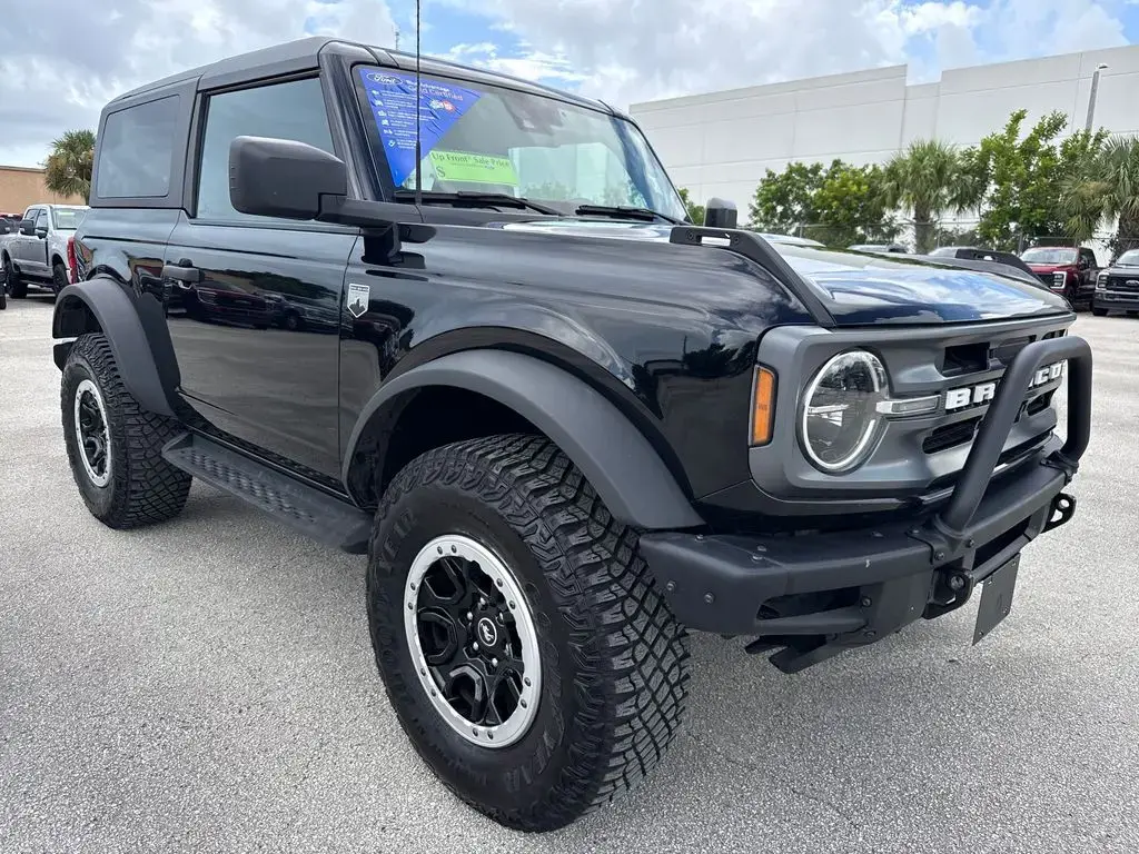 Ford Bronco 2024 4x4 Big Bend 2 puertas SUV