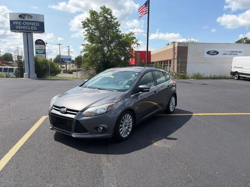 Ford Focus 2012 Titanium 5 puertas Hatchback