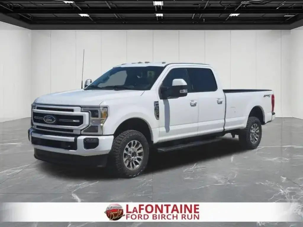 Ford F-250 Super Duty 2022 4x4 Lariat 4 puertas Cabina Crew 6.8 pies. Caja pickup