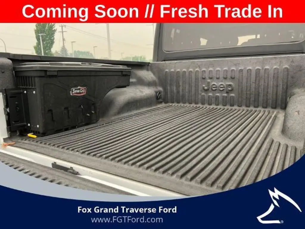 Jeep Gladiator 2022 4x4 Sport 4 puertas Crew Cab 5.0 pies. SB