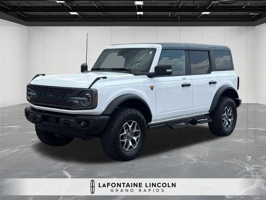 Ford Bronco 2023 4x4 Badlands Avanzado 4 puertas SUV