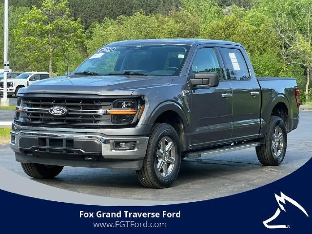 Ford F-150 2025 4x4 XLT 4 puertas SuperCrew 5.5 pies SB