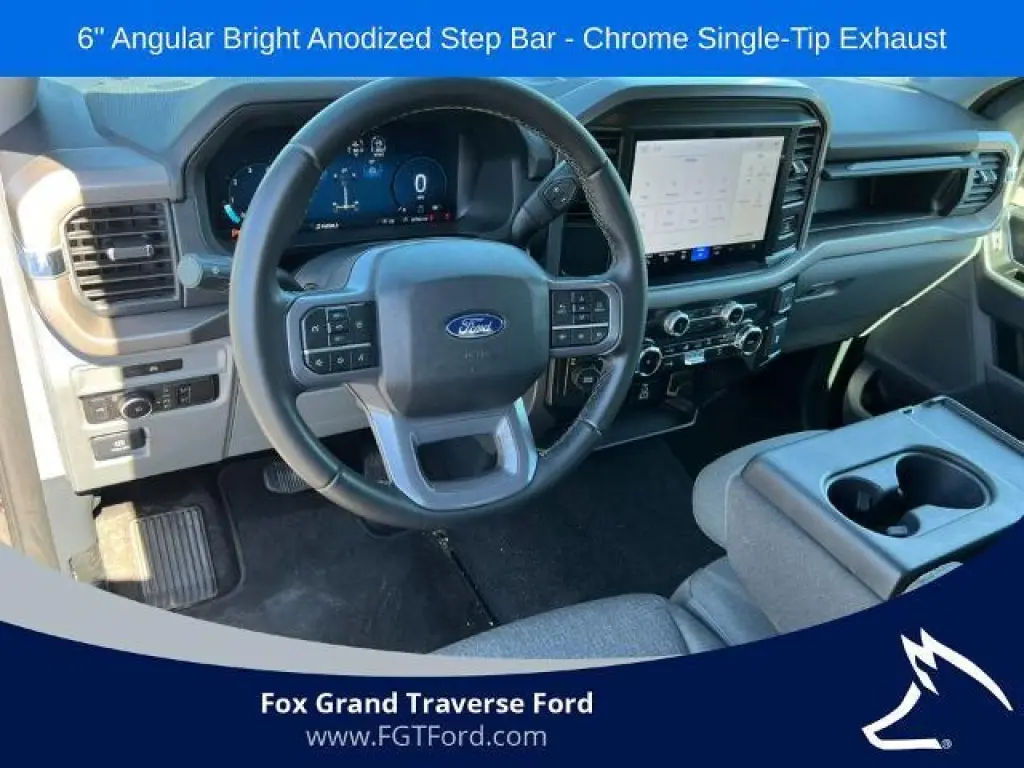 Ford F-150 2025 4x4 XLT 4 puertas SuperCrew 5.5 pies. SB