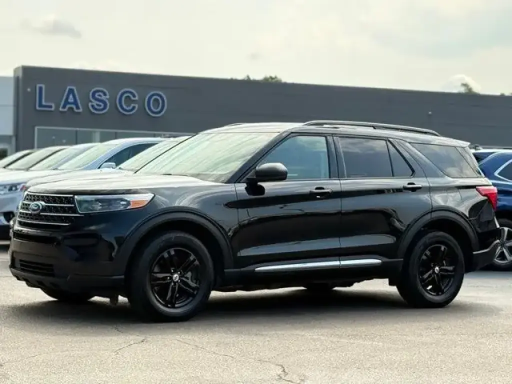 Ford Explorer 2024 AWD XLT SUV de 4 puertas