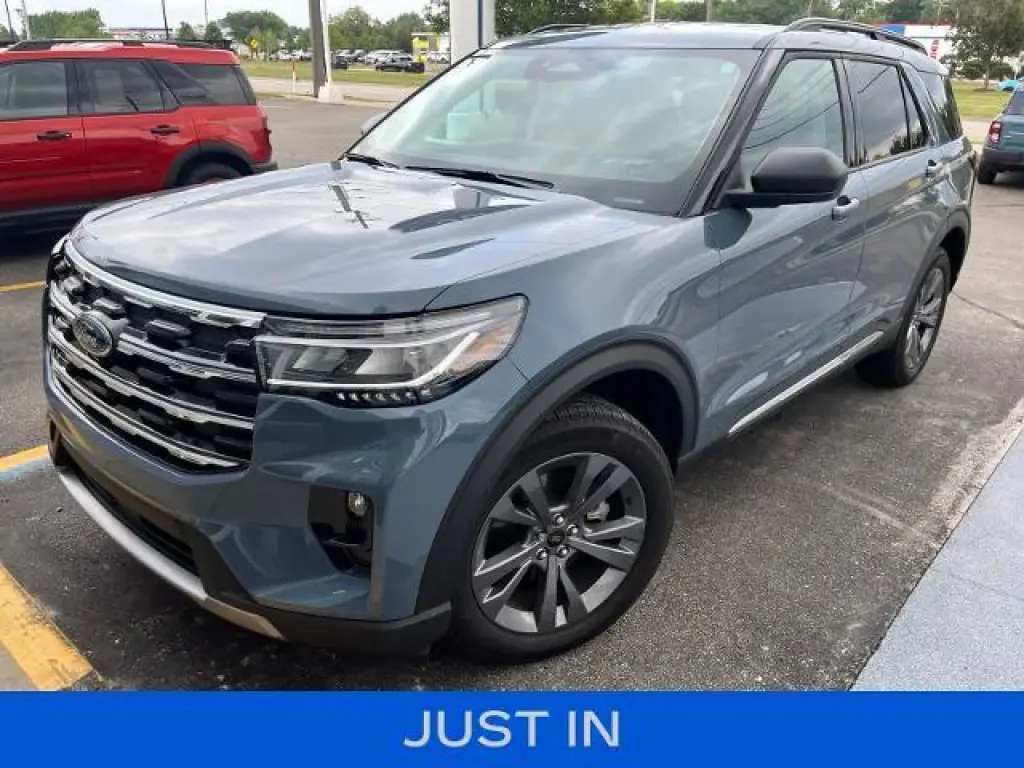 Ford Explorer 2025 AWD Active 4 puertas SUV