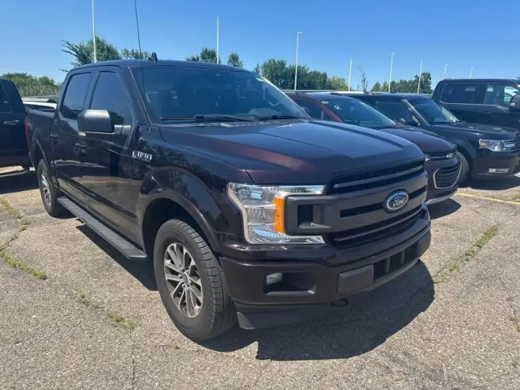 Ford F-150 2020 4x4 XLT 4 puertas SuperCrew 5.5 pies. SB