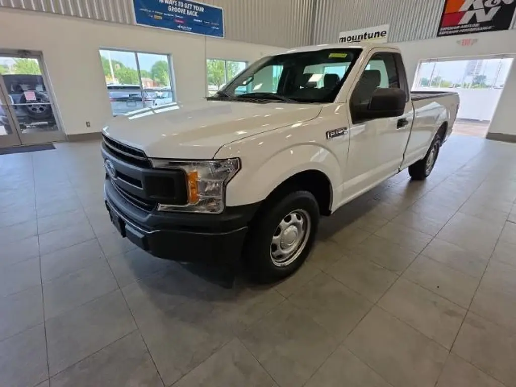Ford F-150 2018 4x2 XL 2 puertas Cabina Regular 8 pies. LB