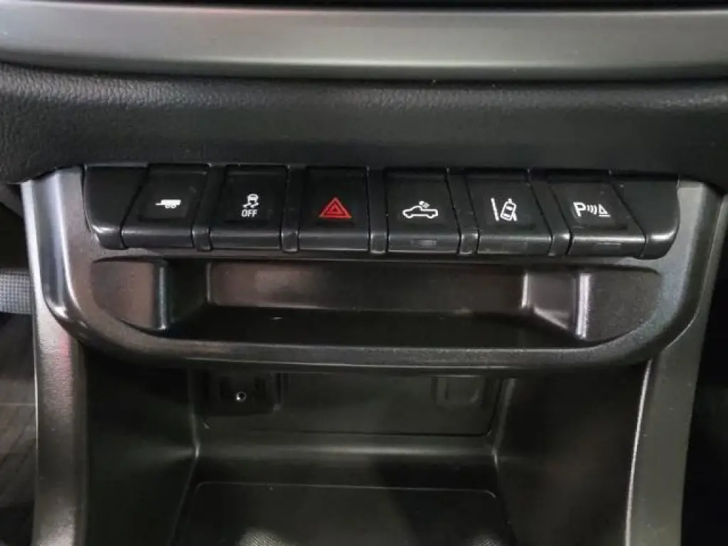 Chevrolet Colorado 2022 4x4 LT Cabina Doble 4 puertas 5 pies. Caja Corta