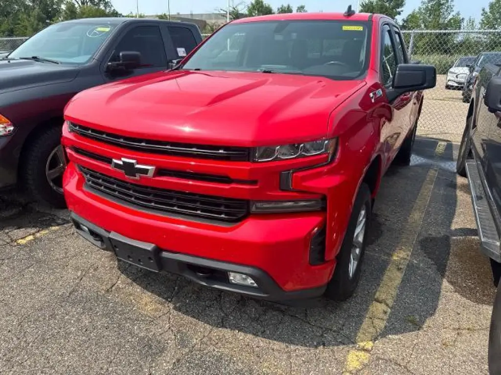 Chevrolet Silverado 1500 2020 4x4 RST 4 puertas Cabina Doble 6.6 pies. SB