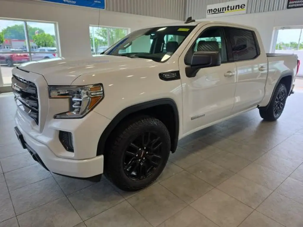GMC Sierra 1500 2021 4x4 Elevation 4 puertas Cabina Crew 5.8 pies. SB