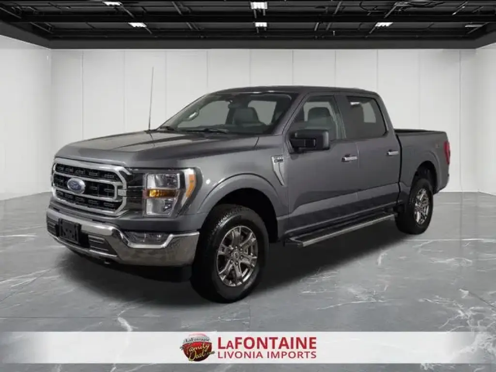 Ford F-150 2023 4x4 XL 4 puertas SuperCrew 5.5 pies SB